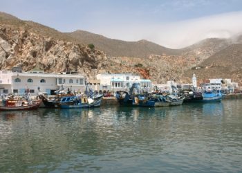الصيد المممنوع وتخريب الثروة البحرية بسواحل الحسيمة