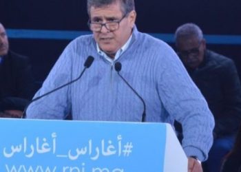 مهنيو الصيد الساحلي يحذون عزيز أخنوش من الانتحار السياسي
