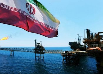 ايران تؤمن صادراتها من النفط عبر بحر عمان بدلاً من الخليج