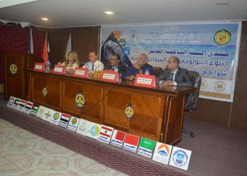 خبراء القانون والبيئة العرب يطالبون بتفعيل القانون و تغليظ العقوبات لحماية السواحل.