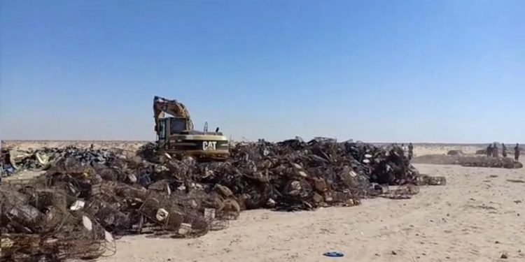 مندوبية الصيد البحري بالداخلة تجهز على 13000قفطا معدا لصيد اناث الأخطبوط.