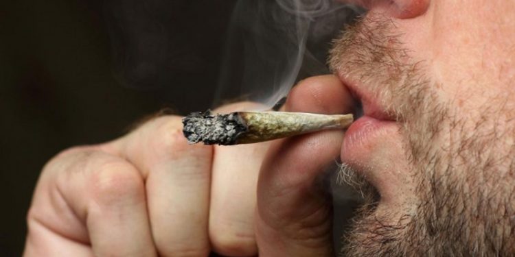 استهلاك المخدرات بين صفوف رجال البحر ….موضوع حساس و محظور.