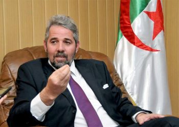 وزير الصيد البحري الجزائري يعد برد الاعتبار  لقطاعه.