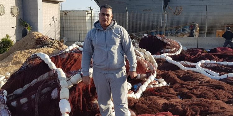 عضو سابق يفجر فضائح جمعية صندوق اغاثة و البحارة و انقاذ الأرواح البشرية بميناء العيون.