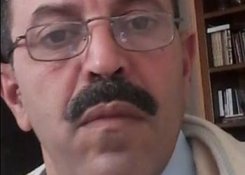 تسلل مهني واضح