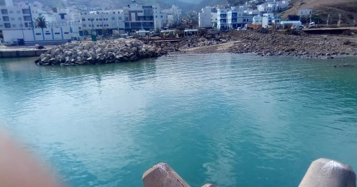 الطبيعة تتكالب على بحارة الصيد بميناء الجبهة،و مطالب بالاسفادة من صندوق الكوارث و صندوق تدبير أزمة كوورونا.,