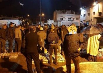 في زمن كورونا: فوضى عارمة بميناءالحسيمة بعد الإغلاق المؤقت ل”سوق السمك “