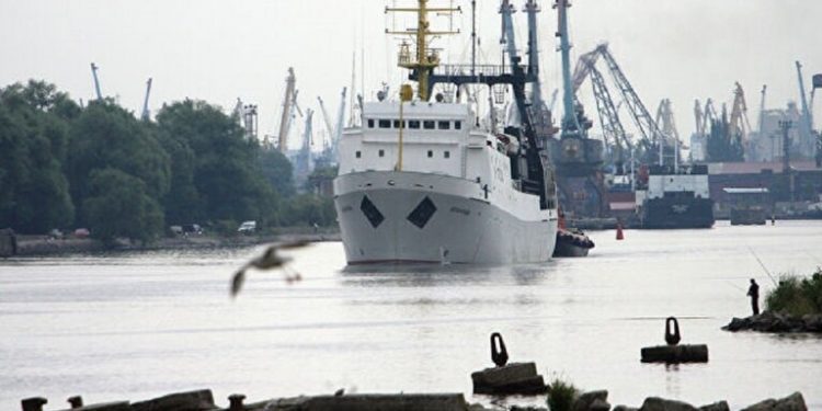 البعثة العلمية الروسية تنهي مهمتها في القطب الجنوبي