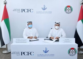 «دبي الملاحية» و«الرياضات البحرية» توقعان على استخدام  أمثل للوسائل البحرية في السباقات