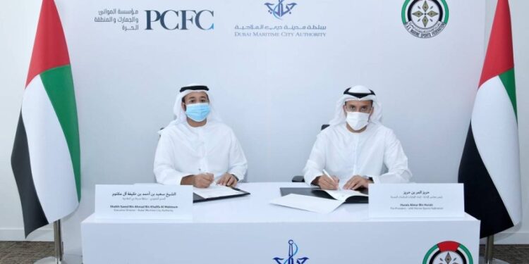 «دبي الملاحية» و«الرياضات البحرية» توقعان على استخدام  أمثل للوسائل البحرية في السباقات