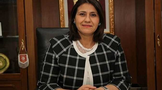 الحكومة التونسية تعيّن سيّدة لتدبير شؤون البحر