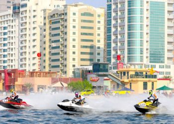 عجمان تحتضن ماراثون جيت سكي لفئة فوق 40 عاماً