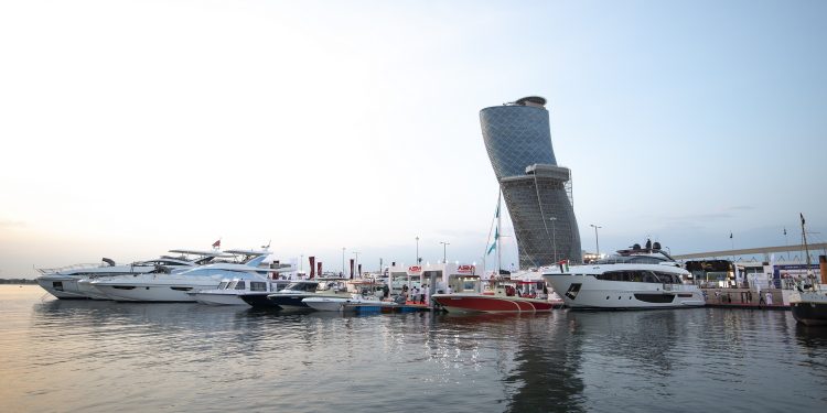 أبوظبي الدولي للقوارب ينطلق 13 أكتوبر المقبل