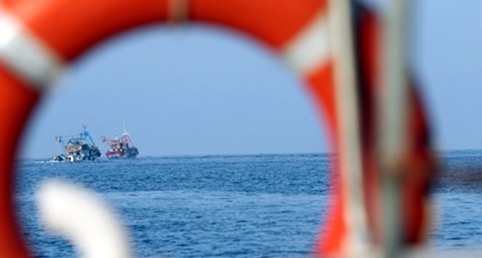 الحسيمة: مهنيو الصيد البحري يجددون الثقة في الدراز لقيادة المحلية للبحث وإنقاذ الأرواح البشرية