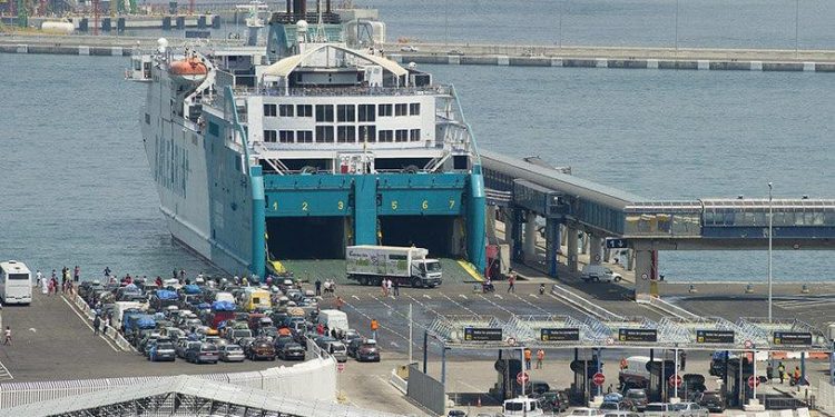 هذا هو موعد استئناف الرحلات البحرية من وإلى الموانئ المغربية