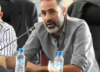 الكنفدرالية المغربية للصيد الساحلي تطالب باعتماد الجرأة في مواجهة لوبي أعالي البحار.