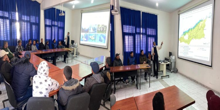 الحسيمة:تكوين حول “مناطق الحظر” لحماية الثروة السمكية.