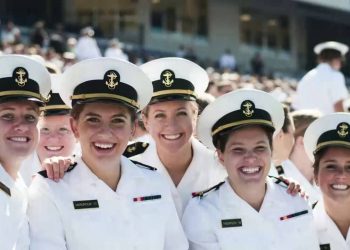 تقرير أممي يسلط الضوء على مكانة المرأة في القوى العاملة البحرية