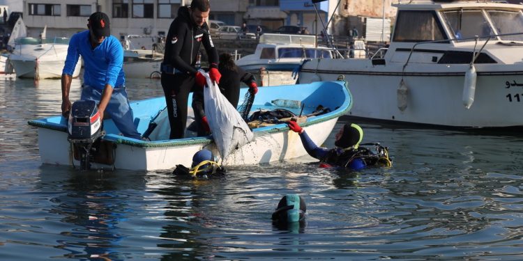 المغرب يشارك في مؤتمر دولي حول مكافحة القمامة البحرية في البحر الأبيض المتوسط