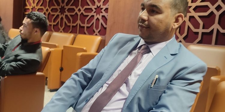 طرفاية: عبد الله لخديم يطالب برصيف عائم لحماية بحارة الصيد التقليدي من الحوادث