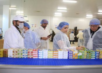 وفد اقتصادي إسباني يستكشف فرص الاستثمار في الداخلة