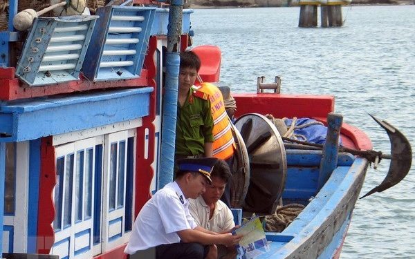 فييتنام: سباق مع المفوضية الأوروبية من أجل إلغاء البطاقة الصفراء عن المنتجات الصيدية