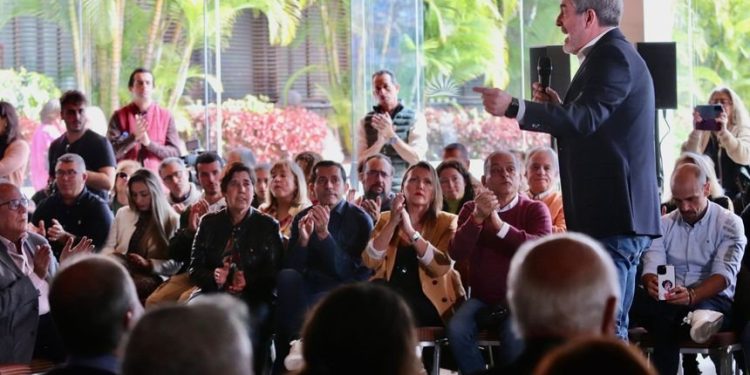 رئيس حكومة كناريا يستعجل اجتماعا للتباحث حول قرار منع الصيد في مياه “دولة الجوار” .