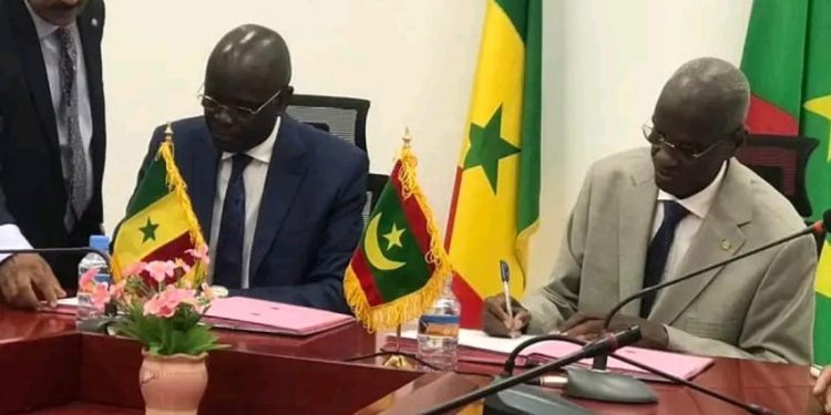 موريتانيا و السينغال توقعان بروتوكولا تطبيقيا في مجال الصيد البحري