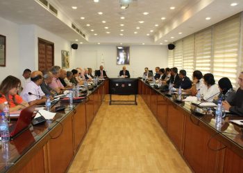 تونس: وزير الصيد البحري يترأس اجتماعا حول حوكمة تدبير الوقود المدعم في القطاع