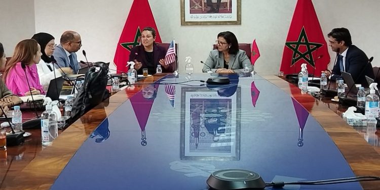 الدريوش تبحث فرص التعاون مع الوكالة الوطنية الأمريكية للمحيطات والغلاف الجوي