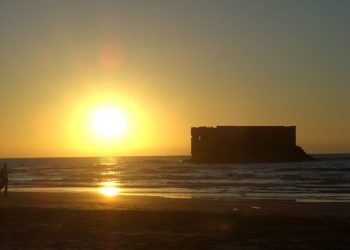 الواجهة الأطلسية : فضاء للتواصل الإنساني ، والتكامل الاقتصادي ، والإشعاع القاري والدولي.