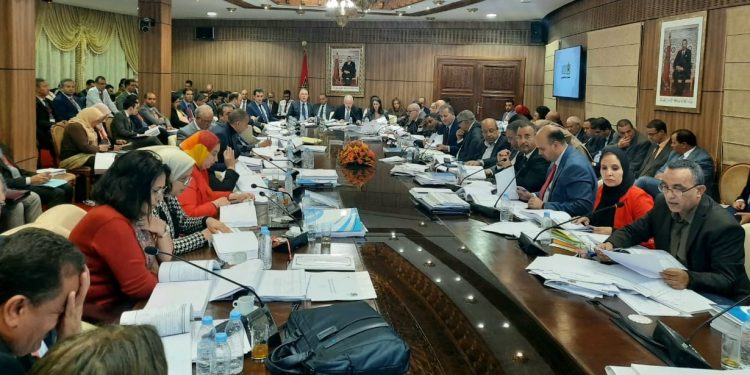 الحكومة تراجع قائمة معدات الصيد قيمة الخاضعة ل10%TVA