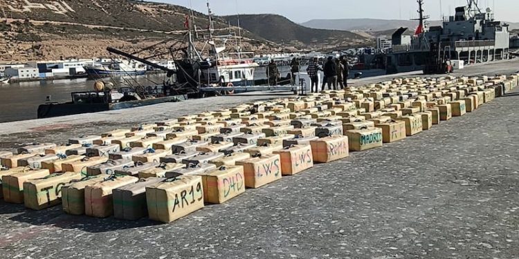 أكادير: مصالح الأمن تحبط محاولة تهريب للمخدرات بتحت غطاء الصيد البحري