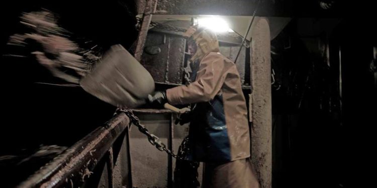 قانون “التخلص من الصيد”، سريالية التشريع في مواجهة بشاعة الواقع.