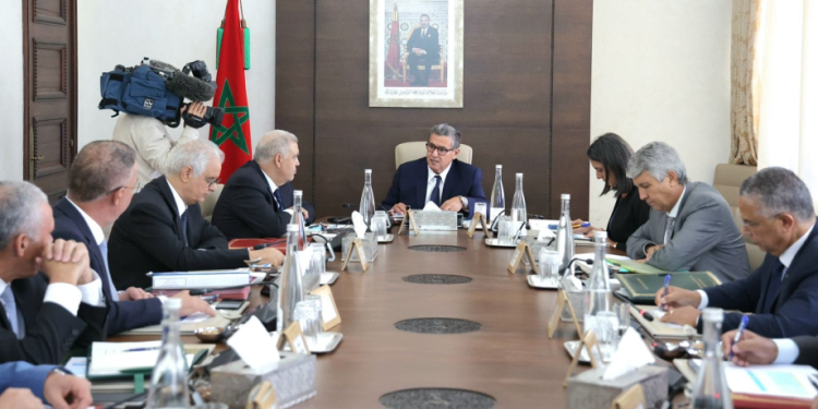 مجلس الحكومة يتدارس مشروع قانون يتعلق بعرض منتجات الصيد البحري لأول مرة في السوق.