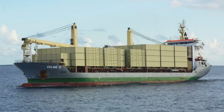 روسيا و المغرب: الربط البحري يتعزز  بخط مباشر بين الدار البيضاء وسانت بطرسبورغ،