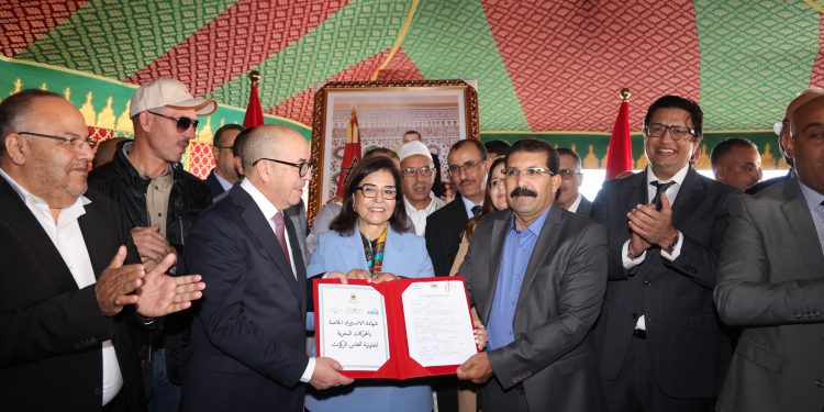 أكادير: أحمد البواري و الدريوش يشرفان على توزيع 415 محركا للصيد التقليدي