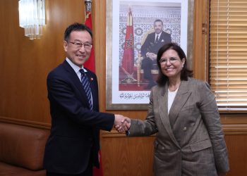 الدريوش تبحث تطوير التعاون لافريقي في الصيد البحري مع سفير اليابان بالمغرب