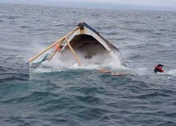غرق قارب الصيد التقليدي بسواحل إقليم اسفي يعيد مآسي حوادث الصيد التقليدي إلى الواجهة