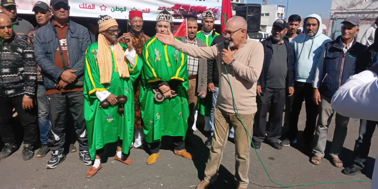 مهنيو قطاع الصيد البحري بميناء اسفي يحتفلون بالقرار الاممي الذي يكرس مغربية الصحراء