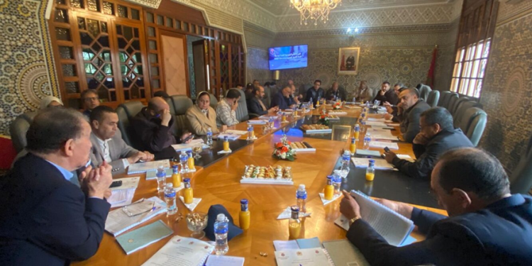 الجمعية العامة لجامعة غرف الصيد البحري تصادق على جدول اعمال الدورة العادية الدعوة الى ضرورة التفعيل الأمثل لآليات التنمية المستدامة للسواحل الوطنية، بما يحقق التوازن بين متطلبات الاستثمار وحماية النظم البيئية البحرية