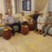 كمال صبري، رئيس غرفة الصيد البحري الأطلسية الشمالية الدار البيضاء، رفقة وفد من قطاع الصيد الساحلي يقدم واجب العزاء لعائلة عبد الجليل مغفل باسفي