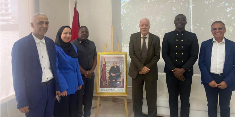 رئيس الفدرالية الوطنية للصناعات السمكية (fenip) بالمغرب يستقبل وفدا ليبيريا في الصيد البحري .