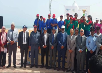 للسنة الثالثة عشرة على التوالي.. شاطئ الكاب البدوزة يحافظ على شارة “اللواء الأزرق”